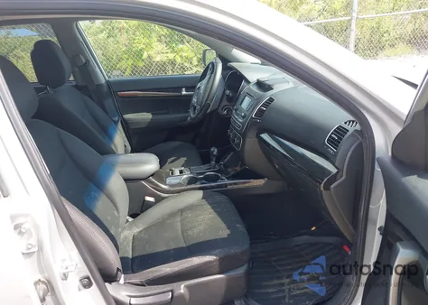 2014 Kia Sorento Lx из США, поврежденный, VIN 5XYKTCA60EG484287